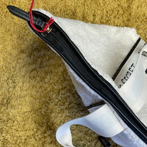 NWT Victoria’s Secret Sherpa Double Strap Lined Tote Bag Zip Closure - Picture 6 of 13